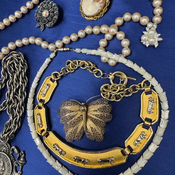 7 pc estate sale find jewelry bundle - Picture 5 of 10